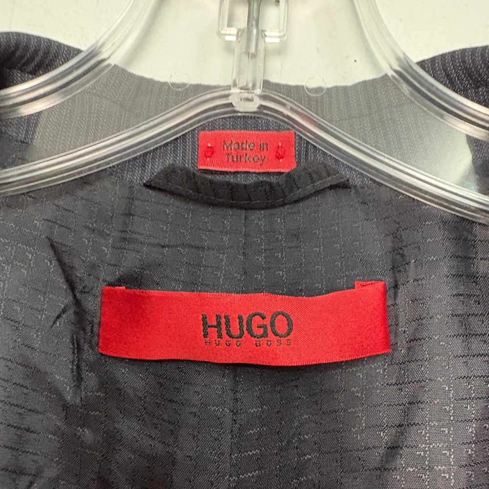 Hugo Boss Mens Navy Blue Pinstripe Two Button Blazer Sport Coat 40R - Picture 2 of 6